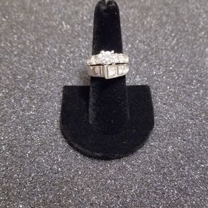 New 2pc set wedding engagement rings size 9